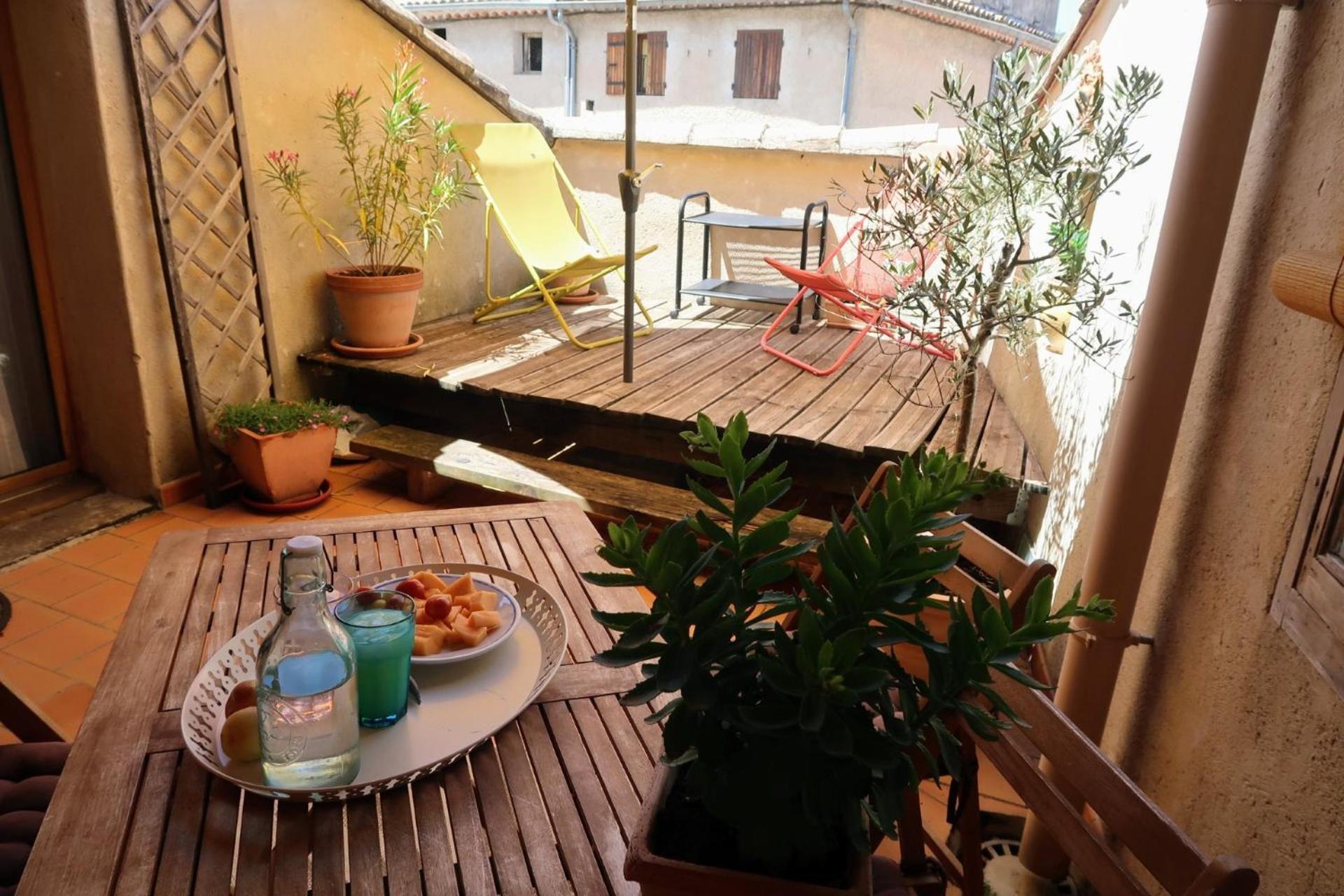 La Terrasse D'Olea, Au Coeur Du Village Бюи-ле-Баронь Экстерьер фото
